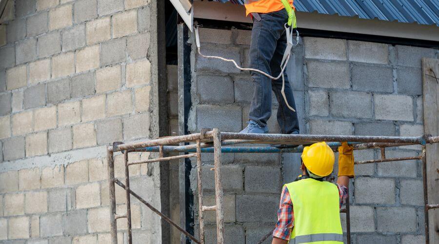 Professional residential roofers in Hubbardston, MI